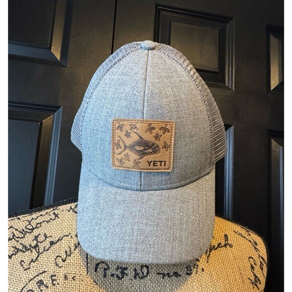 Grey Yeti Baseball Cap with brown patch - Picture 1 of 3